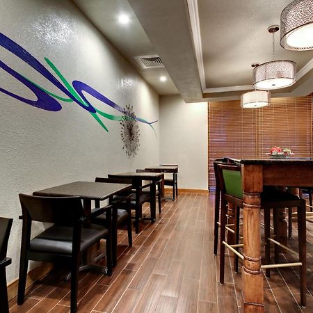 Holiday Inn Express Marshfield - Springfield Area By Ihg Ngoại thất bức ảnh