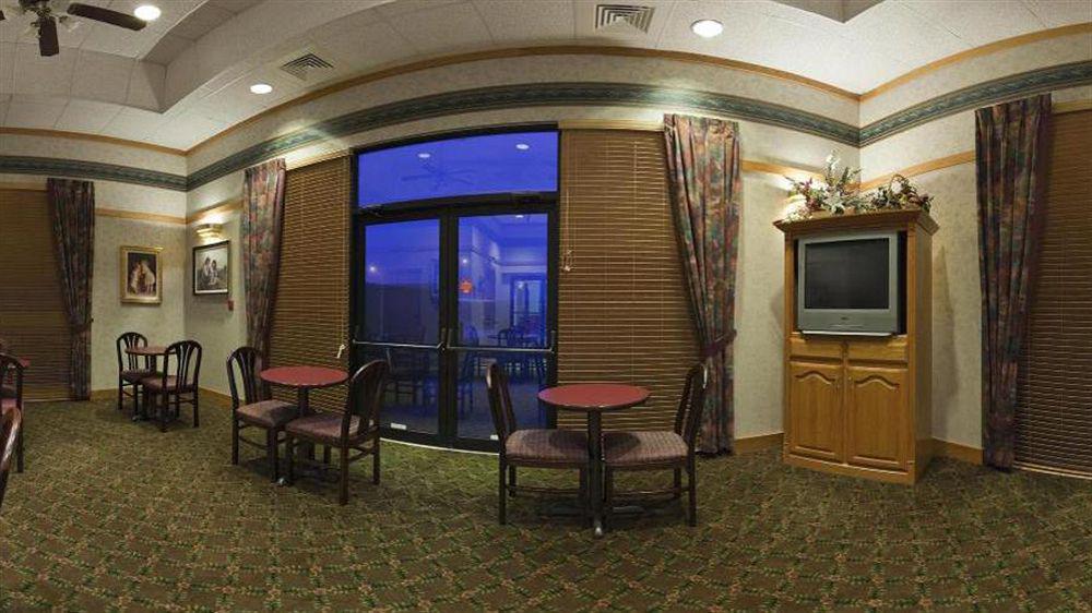 Holiday Inn Express Marshfield - Springfield Area By Ihg Ngoại thất bức ảnh