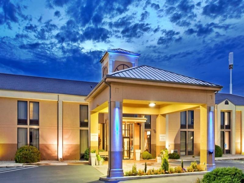 Holiday Inn Express Marshfield - Springfield Area By Ihg Ngoại thất bức ảnh