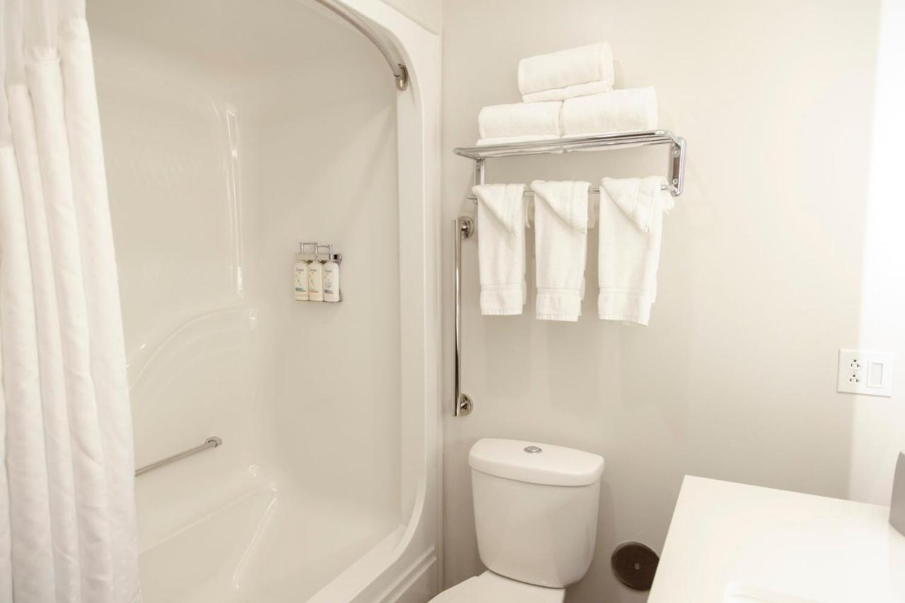 Holiday Inn Express Marshfield - Springfield Area By Ihg Ngoại thất bức ảnh