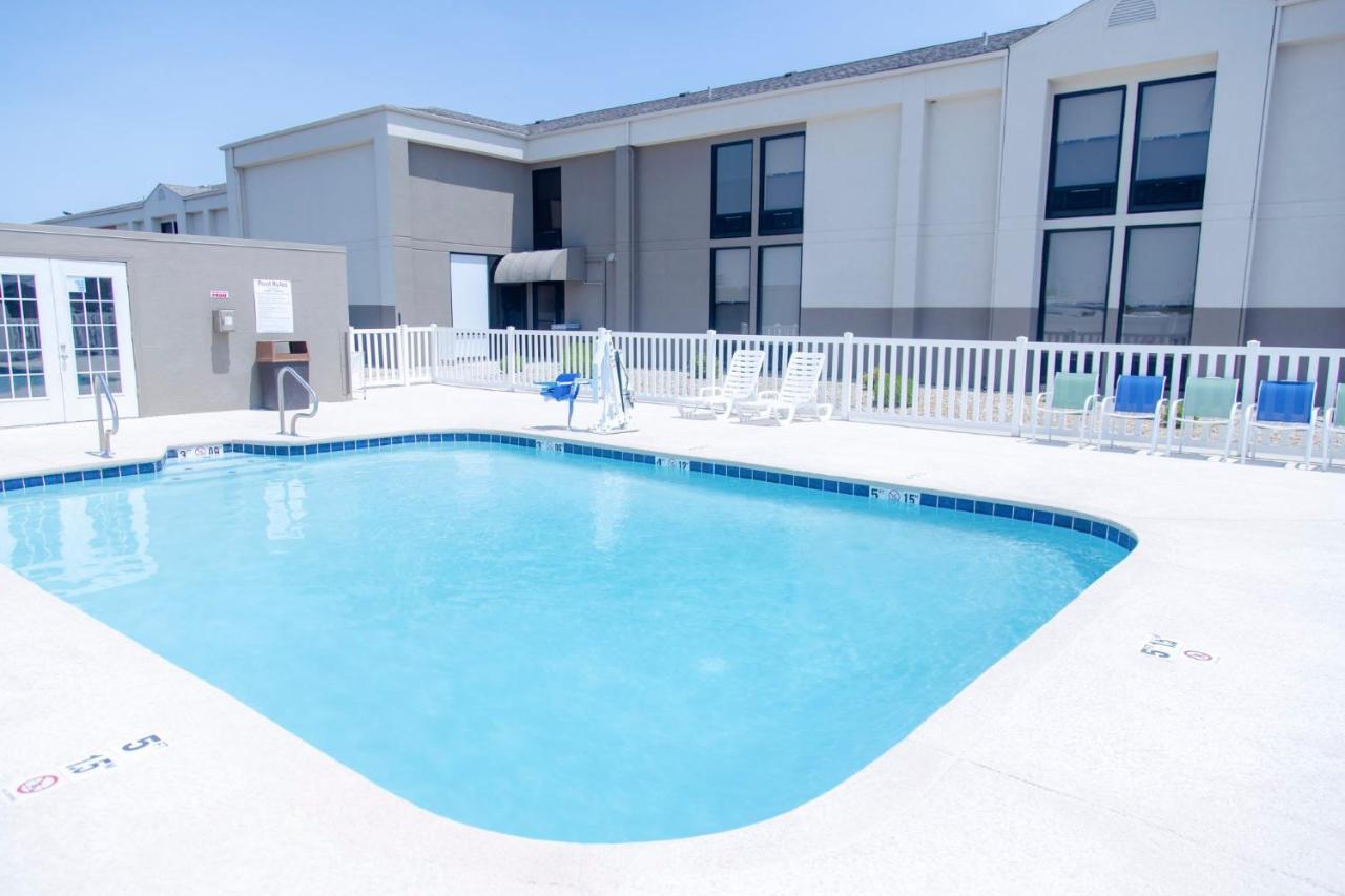 Holiday Inn Express Marshfield - Springfield Area By Ihg Ngoại thất bức ảnh