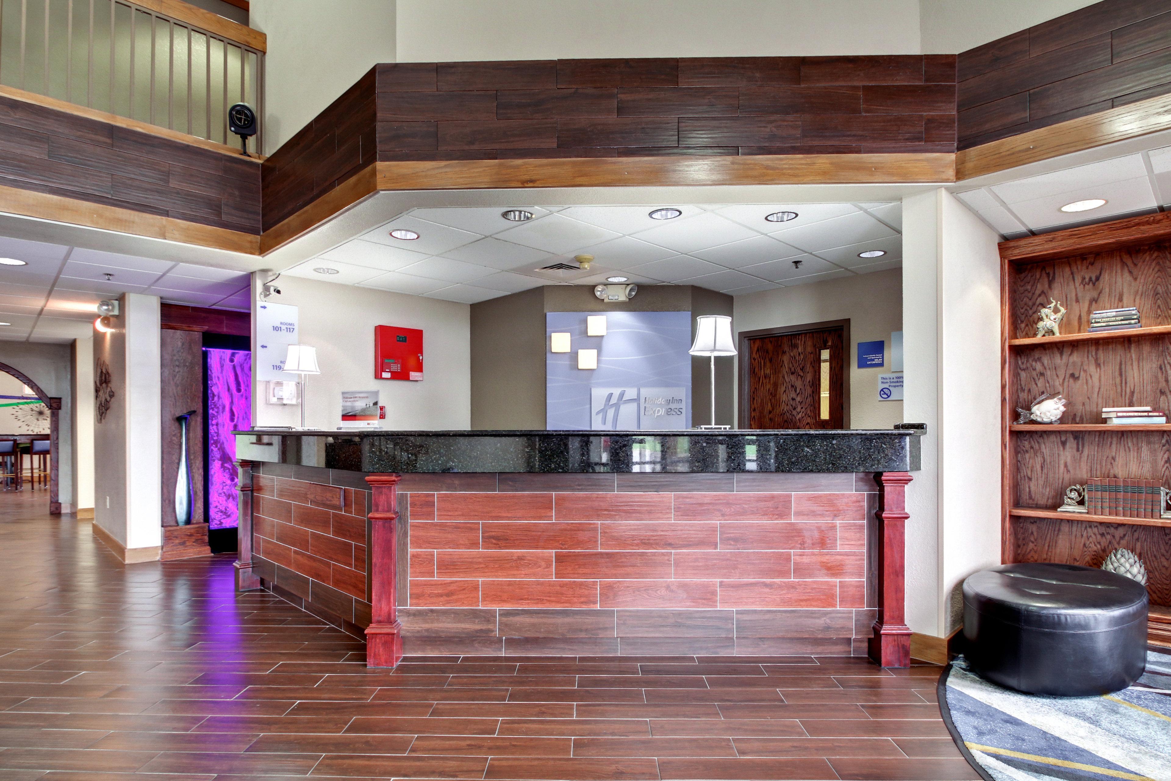 Holiday Inn Express Marshfield - Springfield Area By Ihg Ngoại thất bức ảnh
