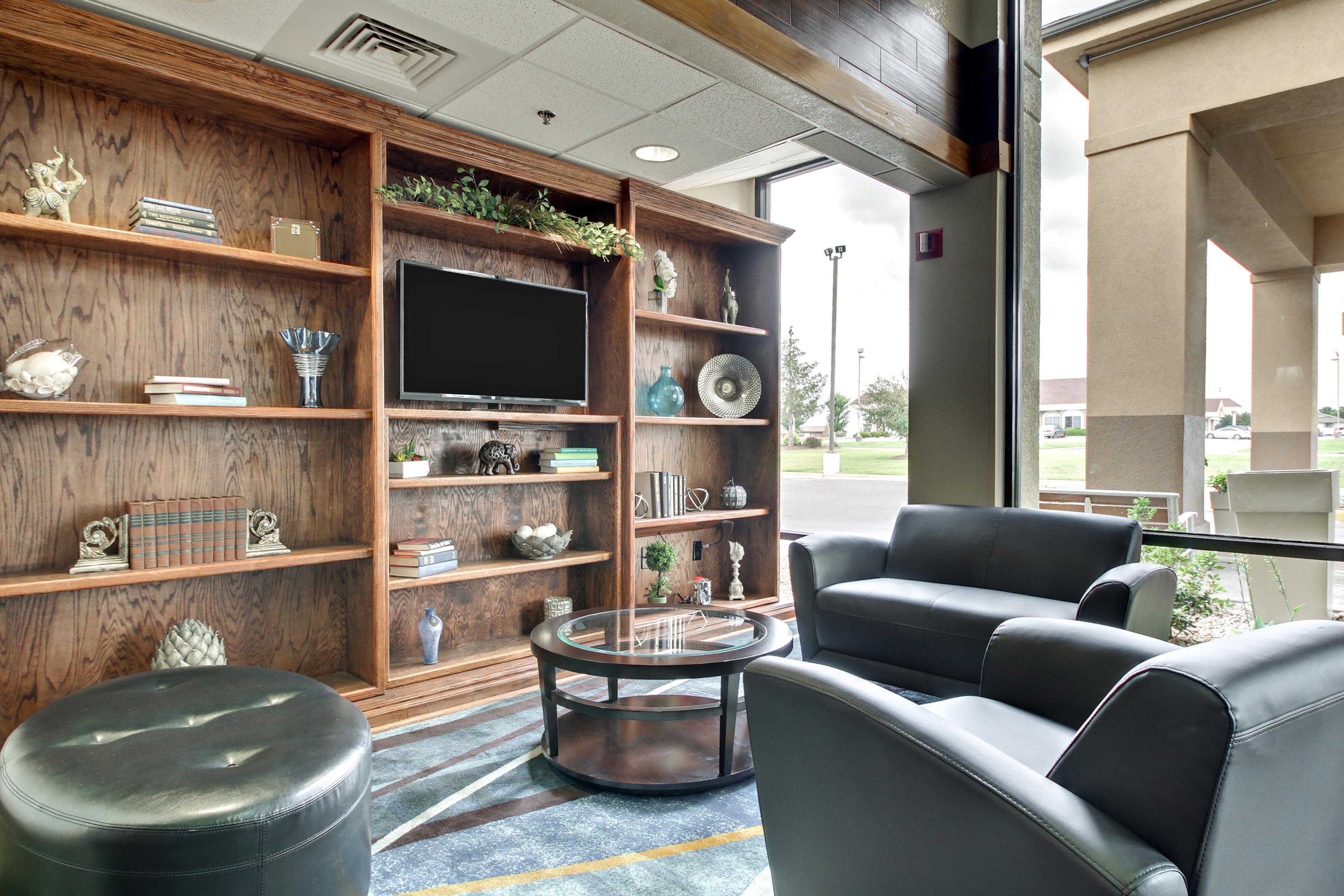 Holiday Inn Express Marshfield - Springfield Area By Ihg Ngoại thất bức ảnh