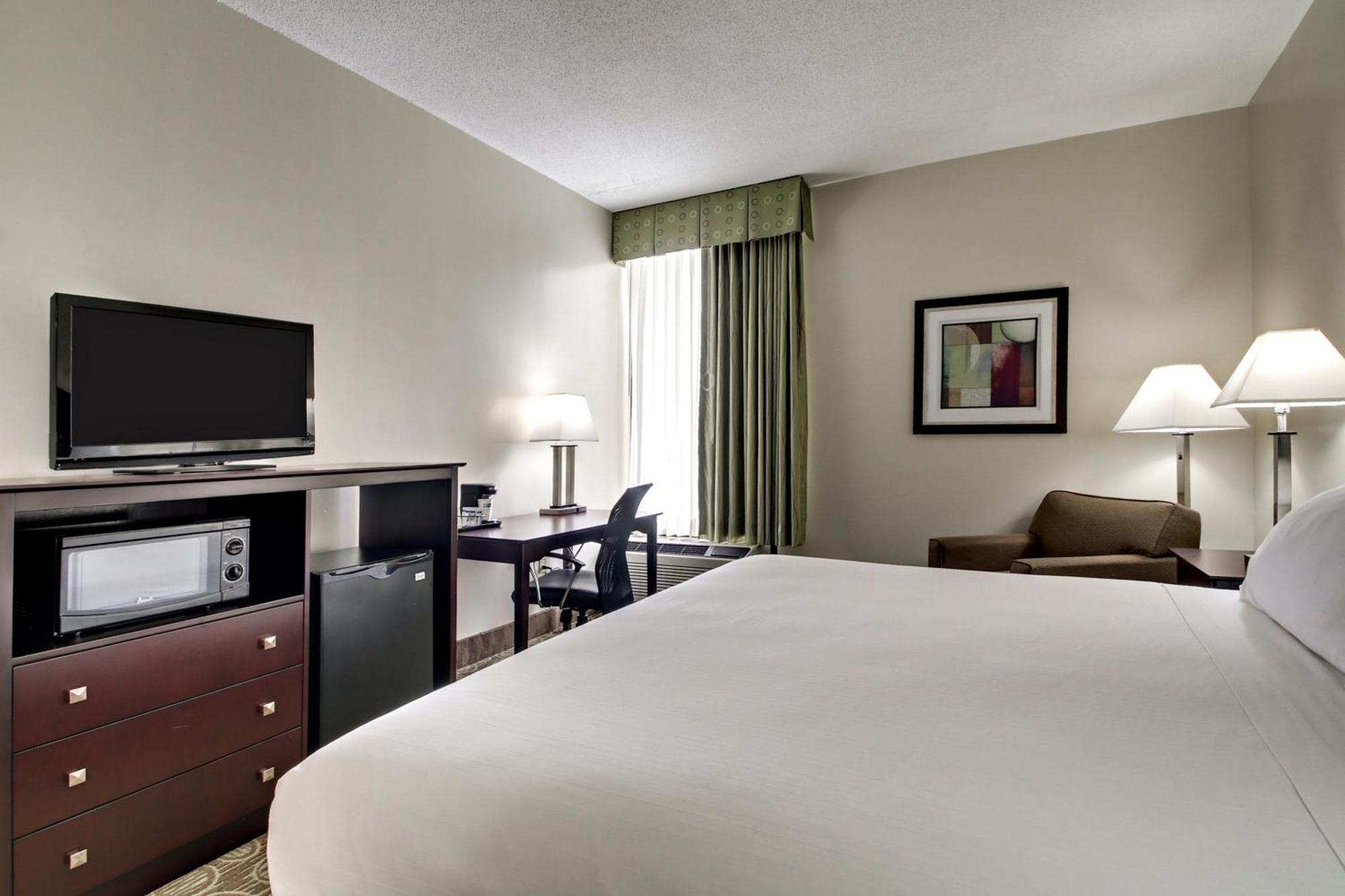 Holiday Inn Express Marshfield - Springfield Area By Ihg Ngoại thất bức ảnh